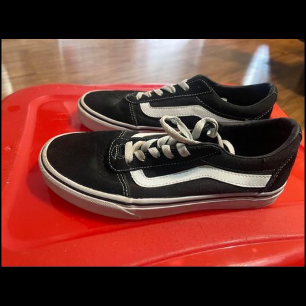 Women’s shoes